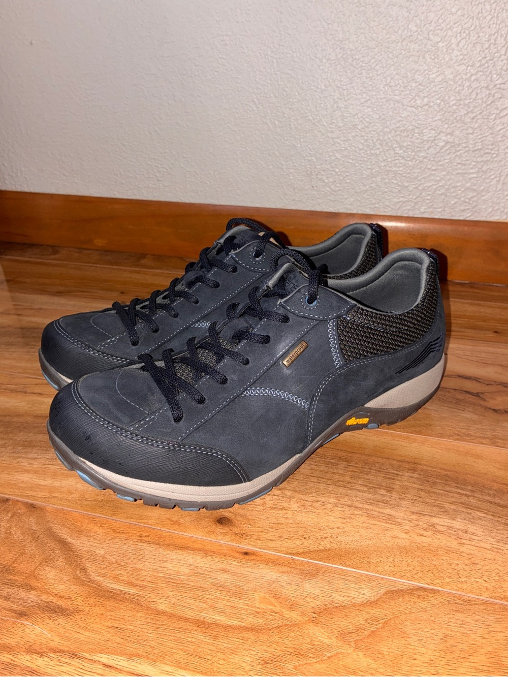 Dansko Women’s Paisley Waterproof Sneaker Shoes, navy milled nubuck-size 42 (12)